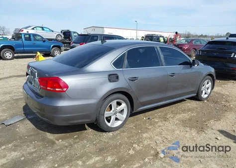 2012 Volkswagen Passat 2.5L Se z USA, uszkodzony, nr VIN 1VWBP7A32CC098860